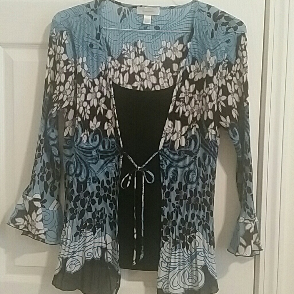 Beautiful floral blouse with attached cami LG NWOT